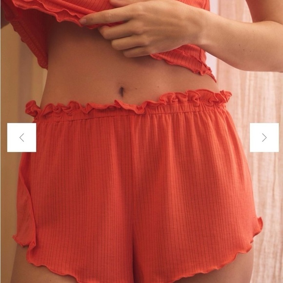 Anthropologie Other - Anthropologie Women’s Lettuce-Hem Coral Orange Shorts SZ